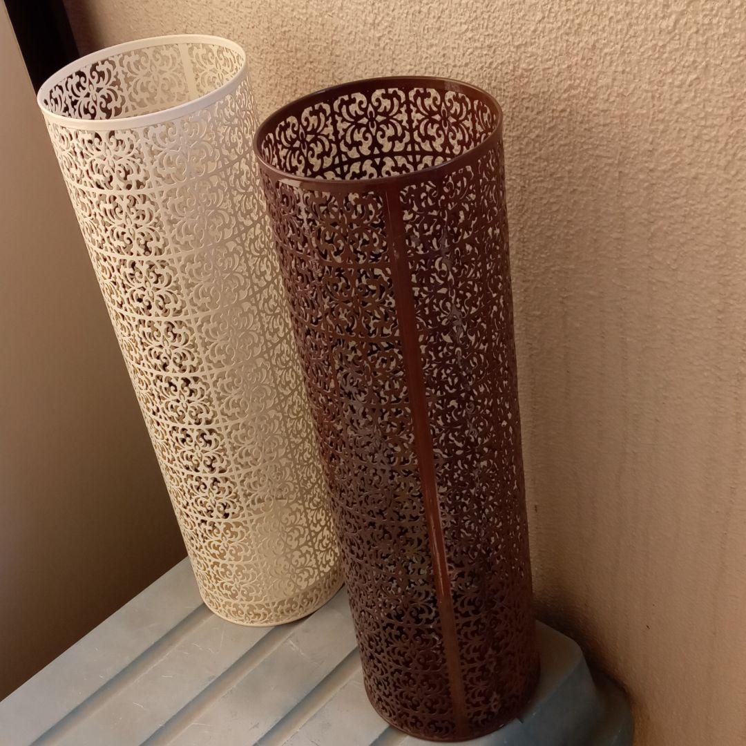 ダマスク柄　傘立て　白　茶