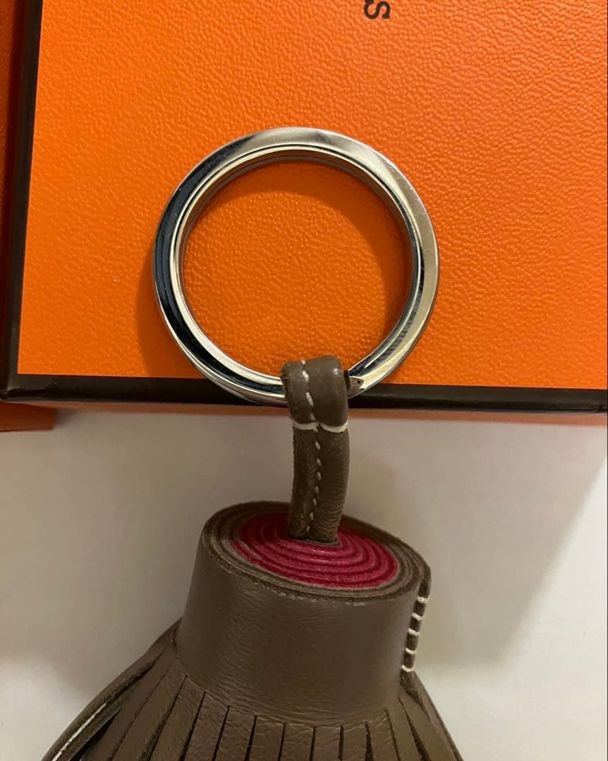 エルメス HERMES カルメン エトゥープ