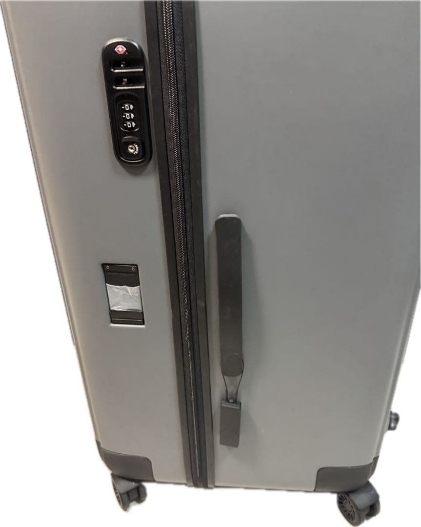 H*C様 ZERO HALLIBURTON 100L キャリーケース Edge