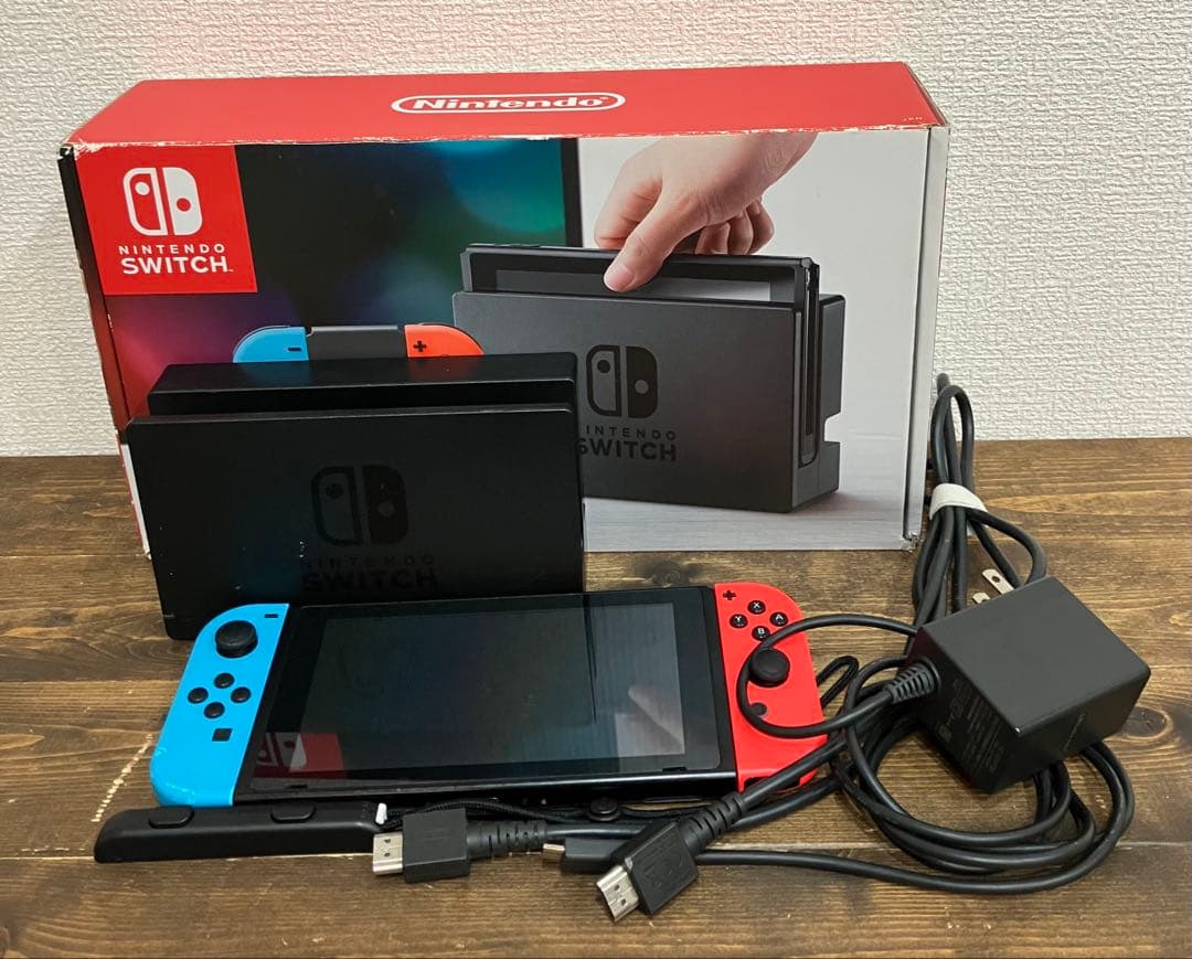 ま*ん様 【ジャンク品】Nintendo Switch 本体 2017年製