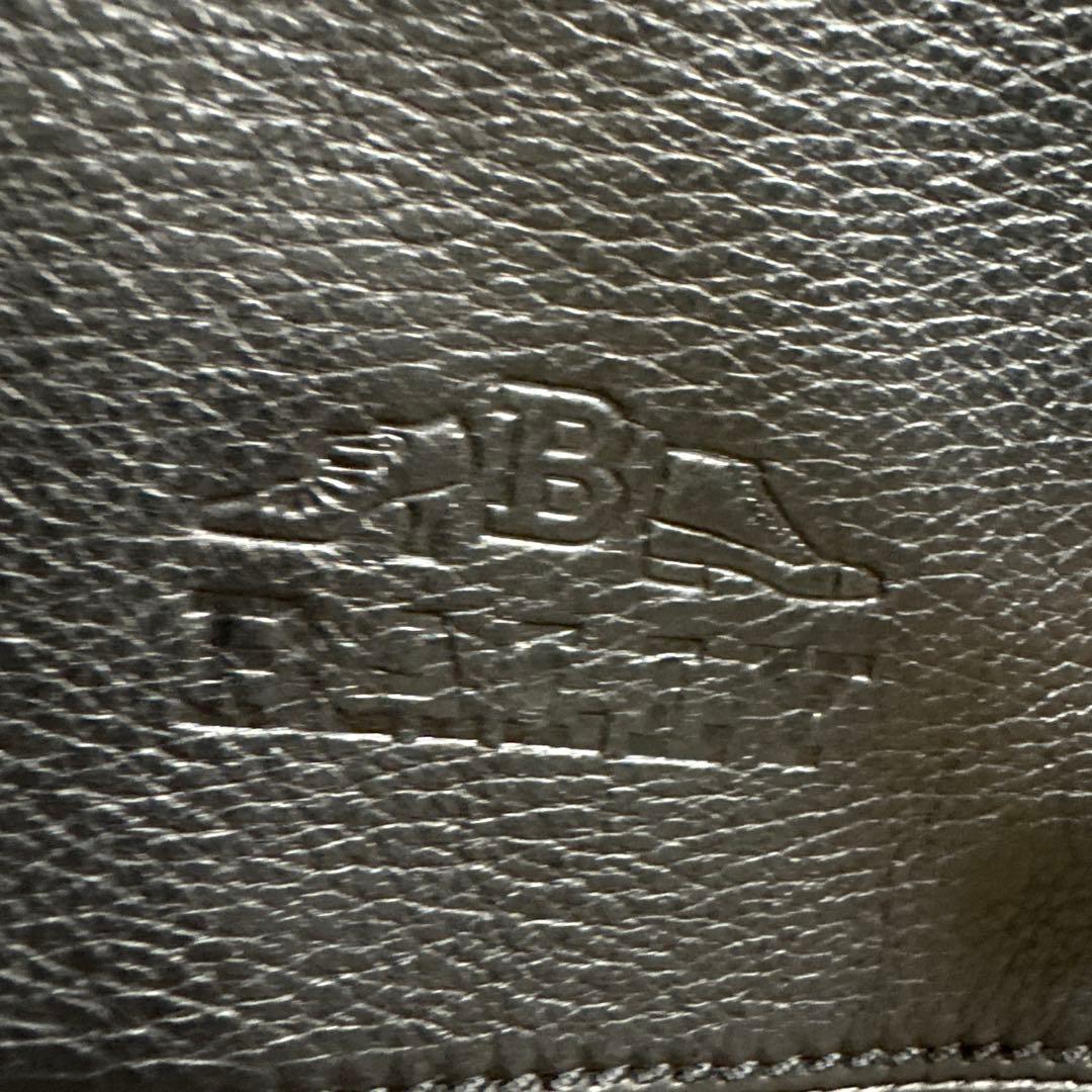 BALLY レザーボディバッグ