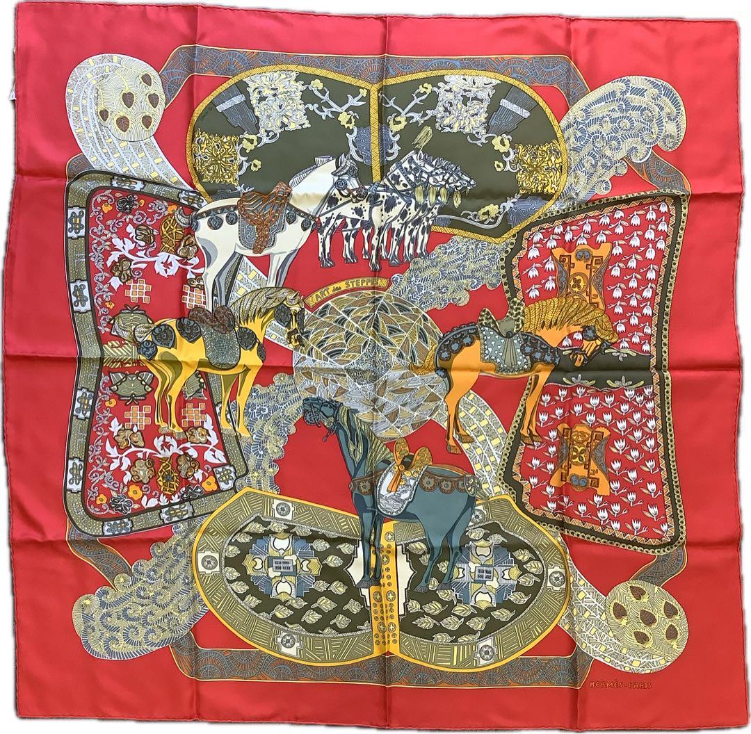 さ*こ様 【美品】HERMES エルメス スカーフ バンダナ 馬柄 レッド系