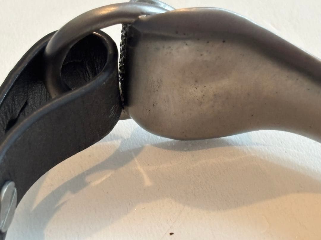 SWAROVSKI コブラデザイン ブレスレット シルバー ブラック革