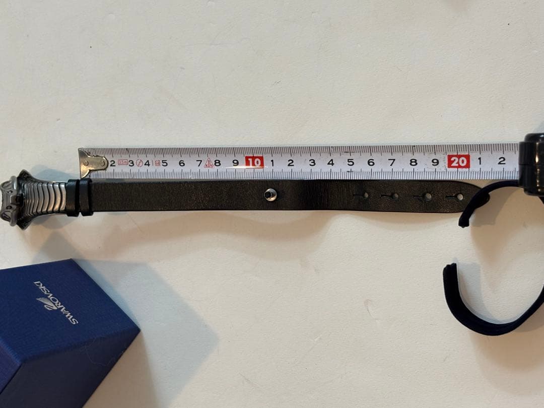 SWAROVSKI コブラデザイン ブレスレット シルバー ブラック革