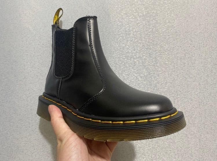 【新品】Dr.Martensチェルシーブーツ サイドゴア ブラック23CM
