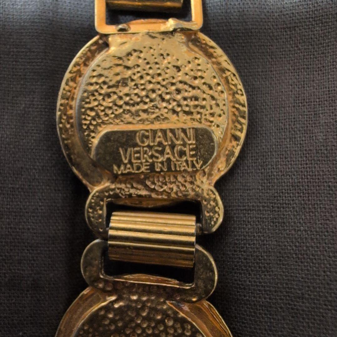 ヴェルサーチ　ブレスレット　メデューサ　ロゴ　ゴールド×レッド