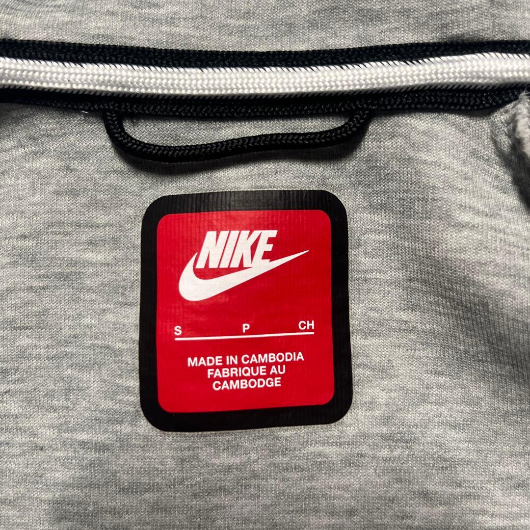 希少 廃盤モデル NIKE テックフリース S 送料無料