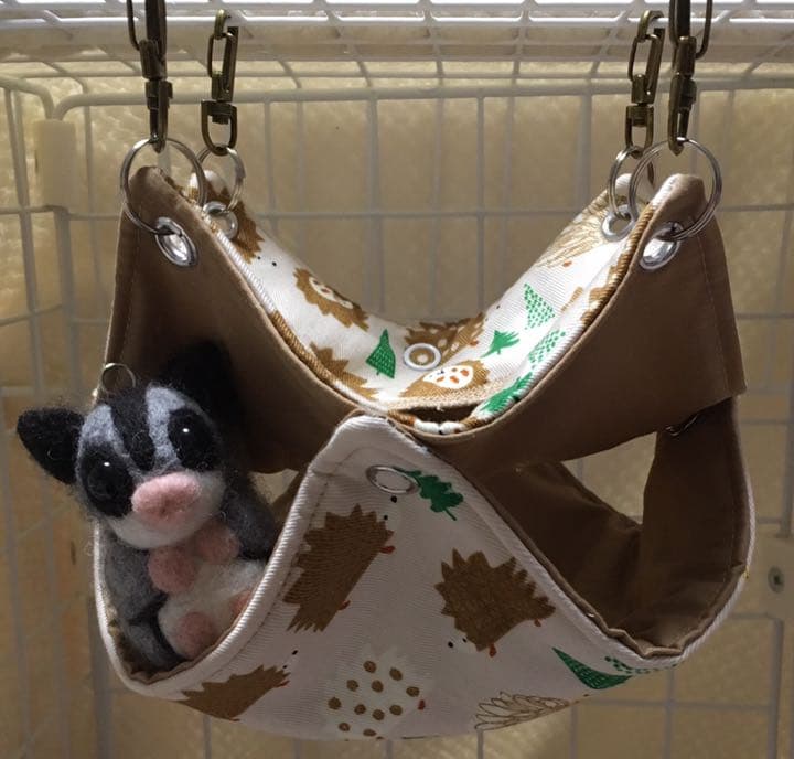 モモンガハウス（ハリネズミ柄）かのこボアｂ  冬・春・秋仕様 ポーチ 2200円