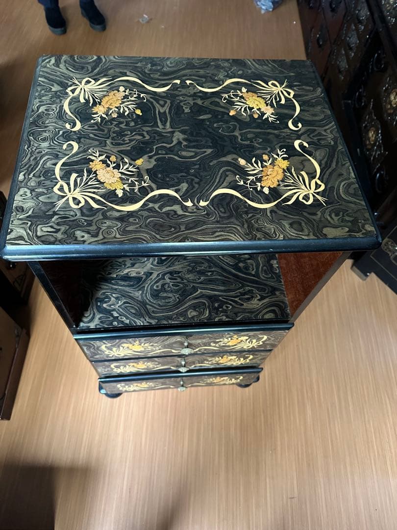 イタリア製 象嵌細工 ロココ調キャビネット 木製3引き出し付き