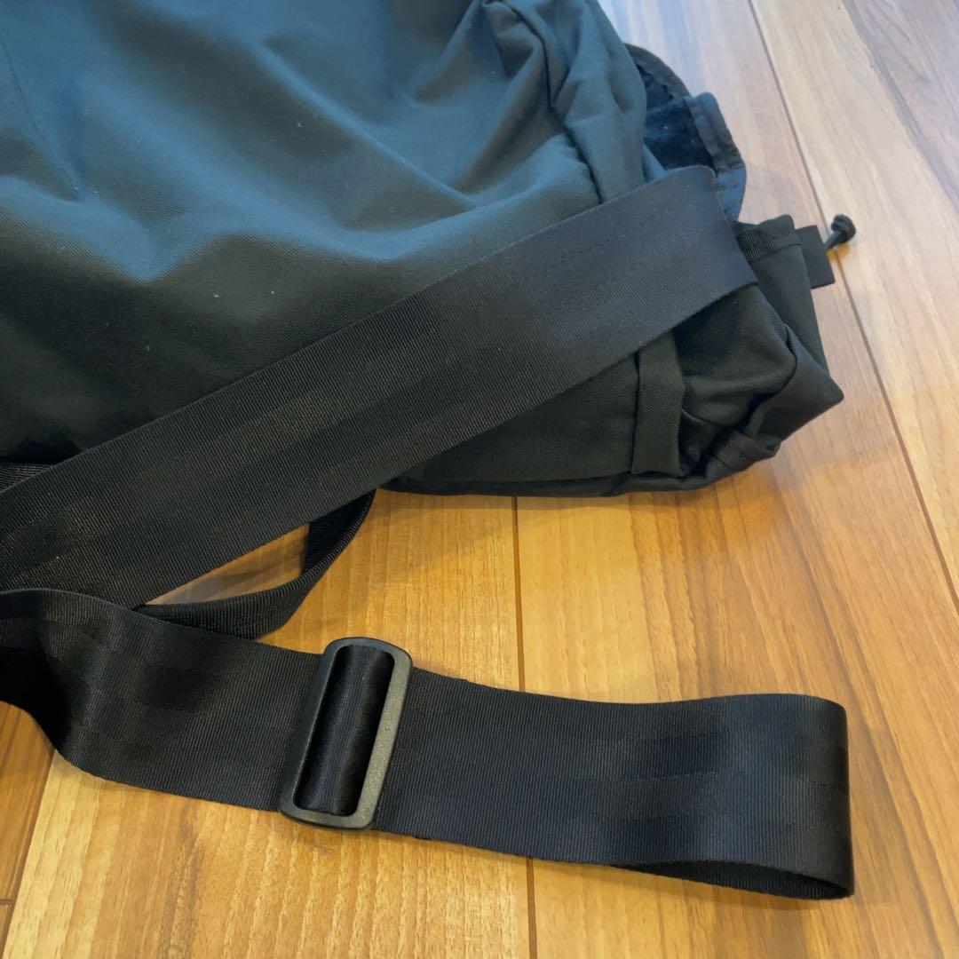 美品　ミステリーランチ　インベーダー　メッセンジャー　ショルダー