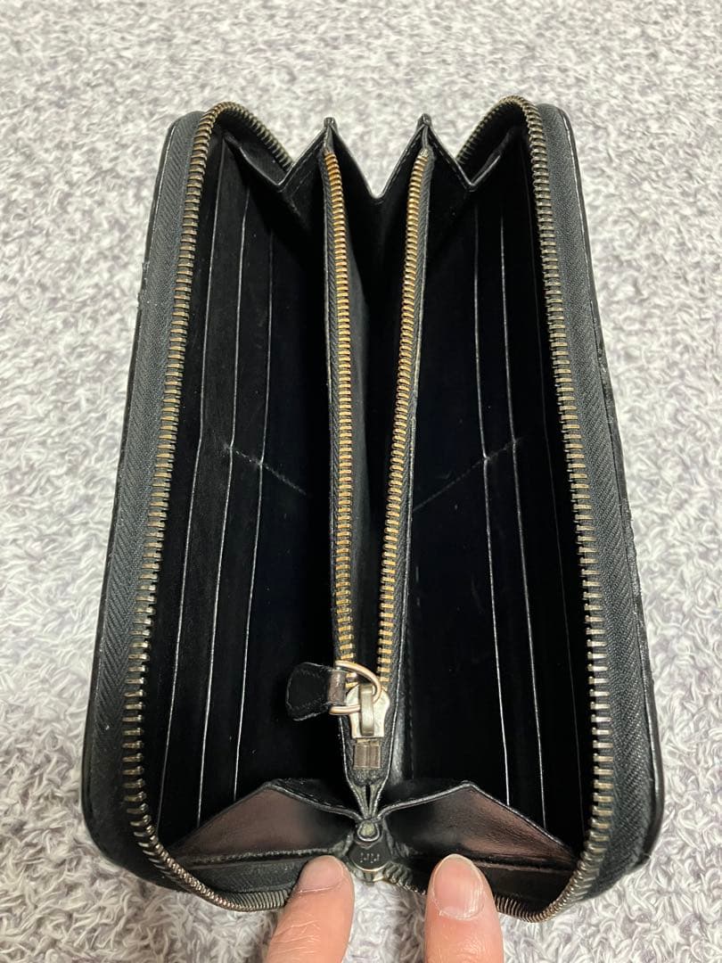 【格安】ボッテガヴェネタ ラウンドファスナー長財布