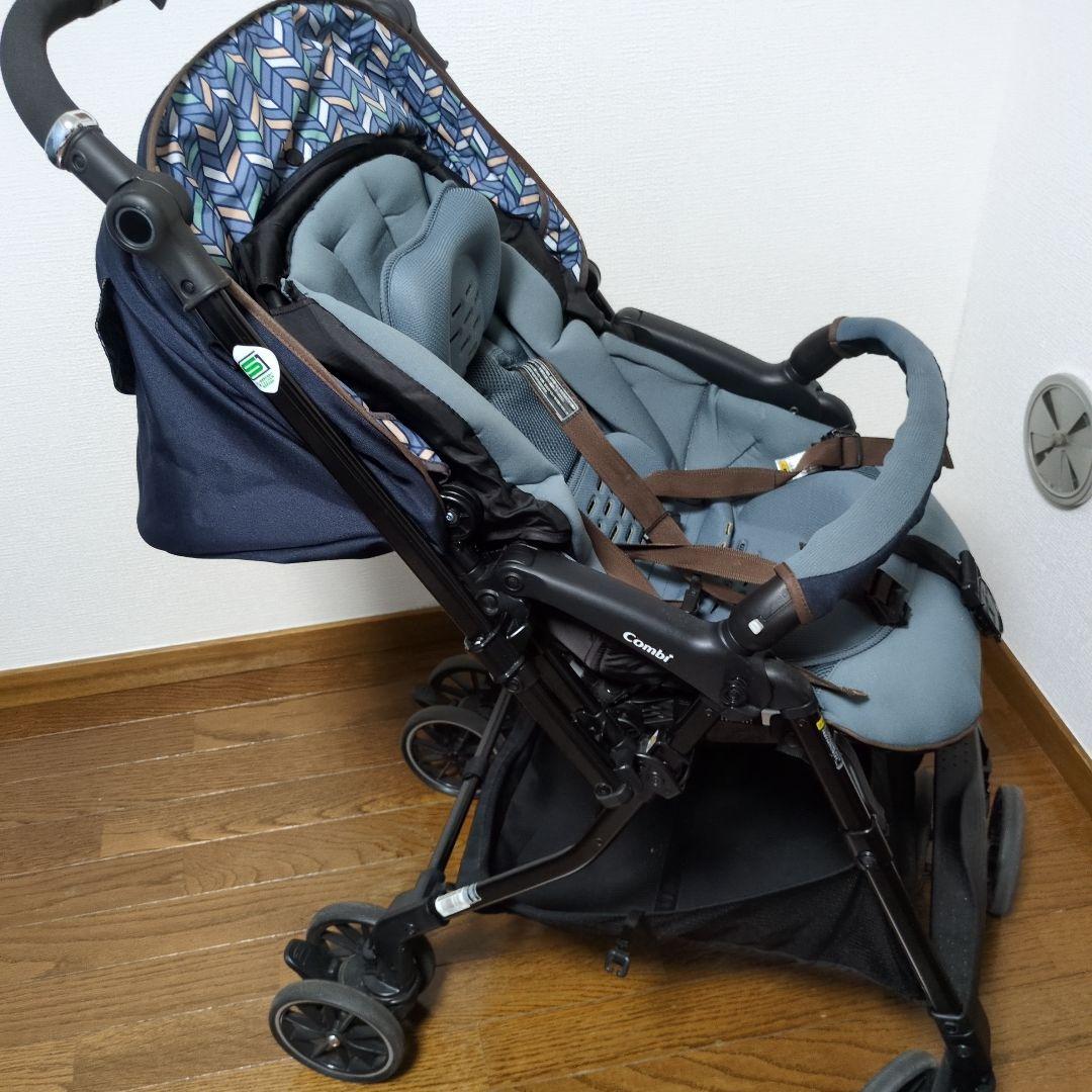 Combi スゴカル 4キャス compact ヘリンボンネイビー
