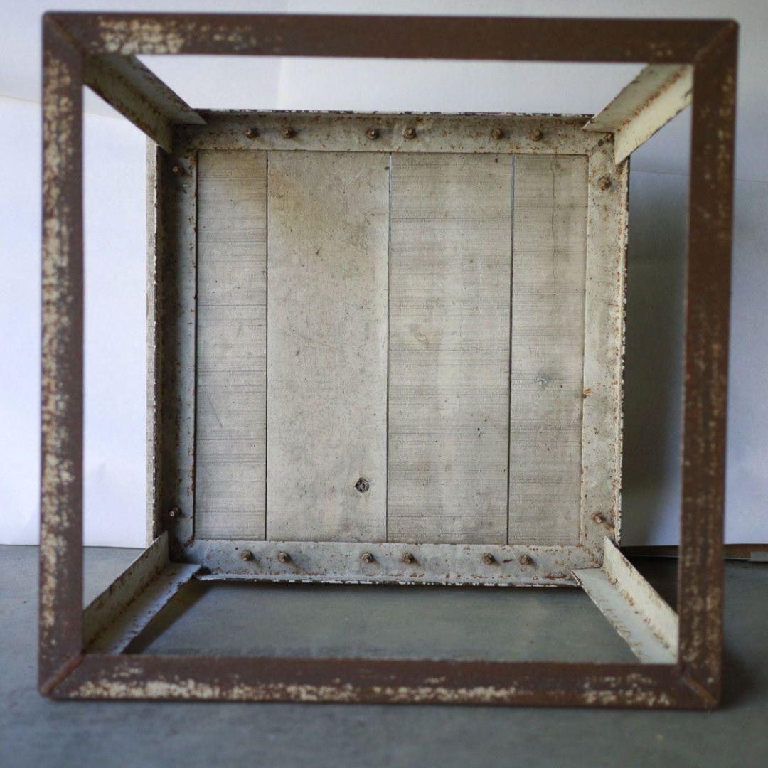 台　スツール　アンティーク　レトロ　踏み台　インテリア　店舗什器