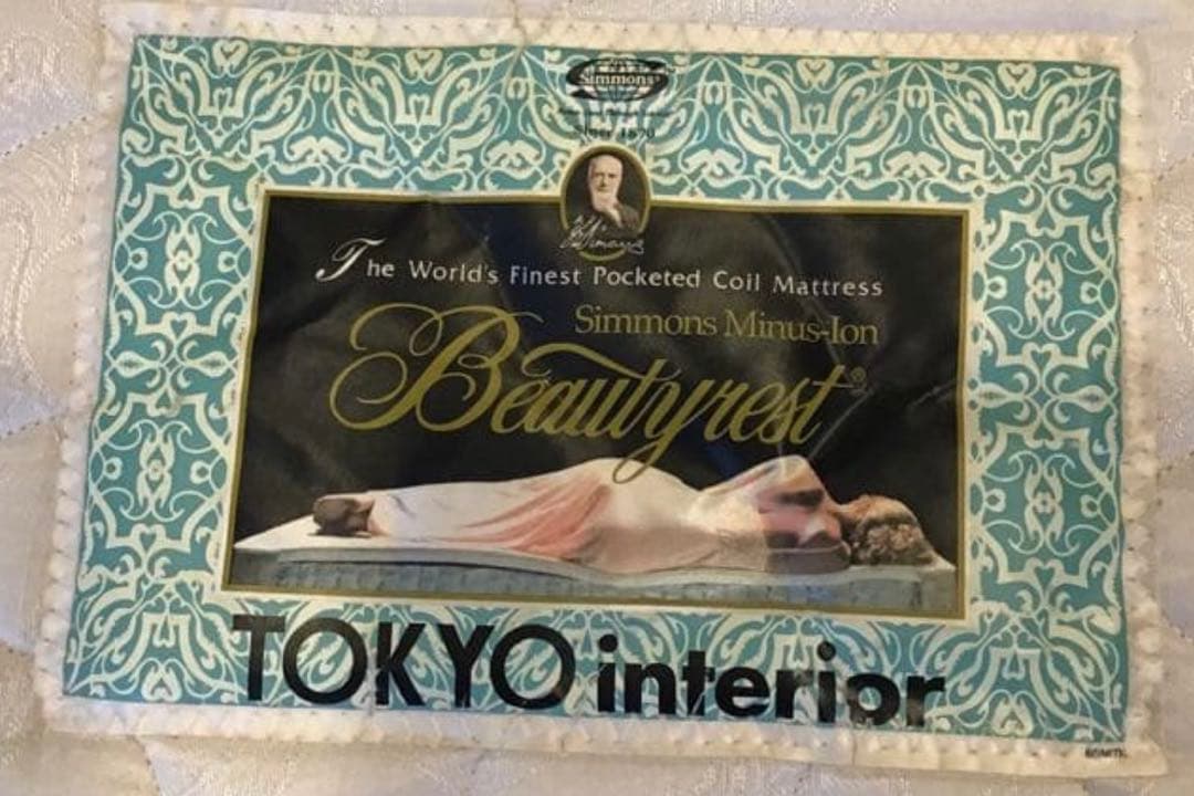 シモンズ　クィーンサイズマットレス＆フレーム