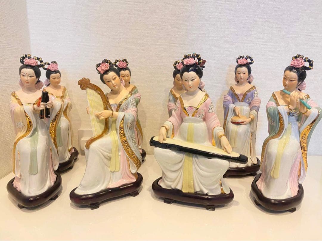 陶器人形 古代中国の多彩な楽器を持つ陶器製美人女性像8体セット 中国芸術品