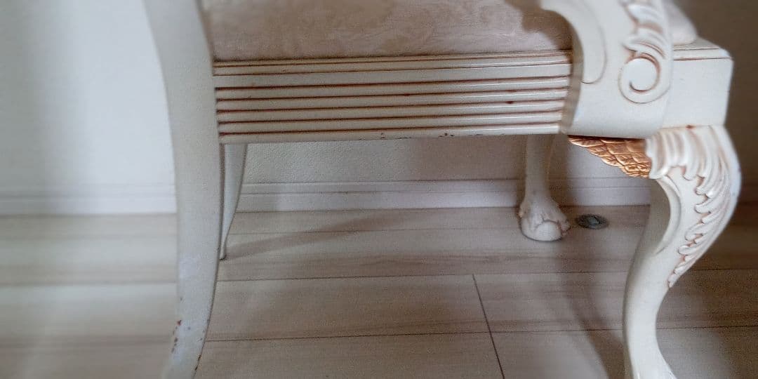再値下げ↓クラシックホワイト猫足チェア