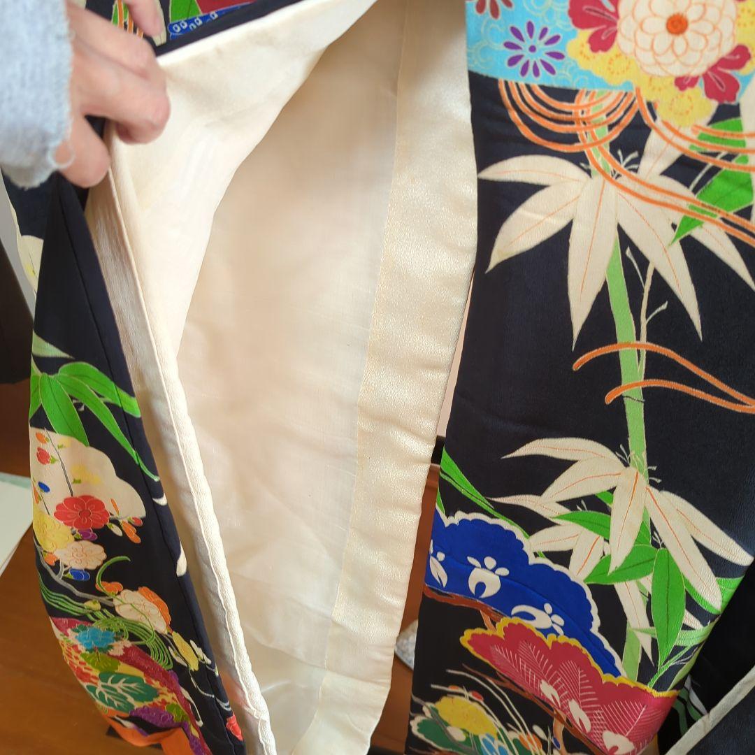 さ*）様 アンティーク　黒振袖　縮緬　５文　　比翼 共八掛　成人式　舞台