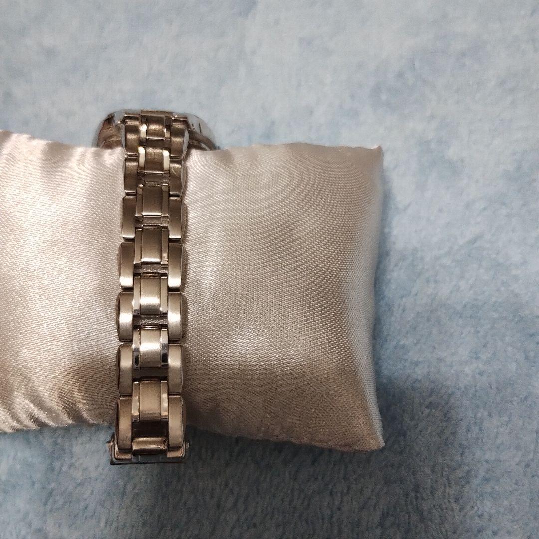 希少セイコーSEIKOエクセリーヌEXCELINE　白蝶貝チタン定価132000