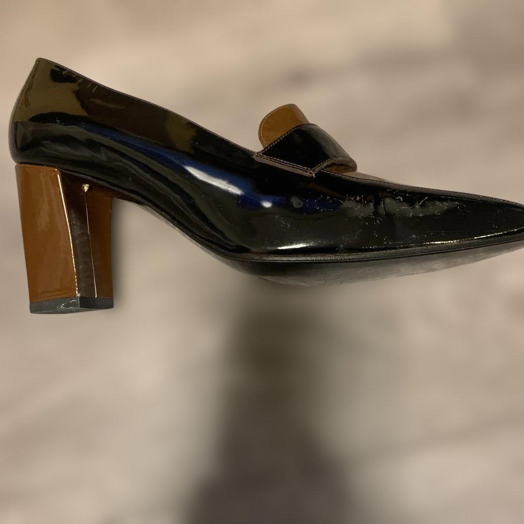 Fendi ブラウン エナメル ハイヒールパンプス