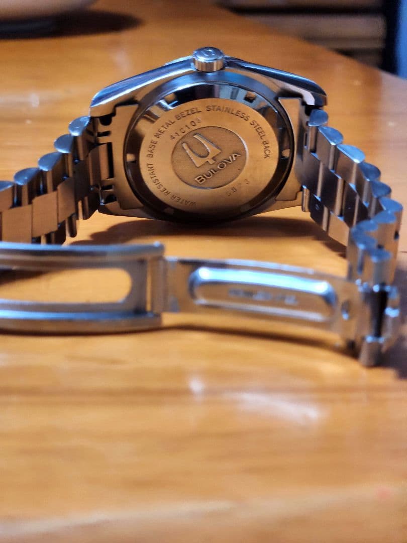 Bulova 自動巻き腕時計 シルバー