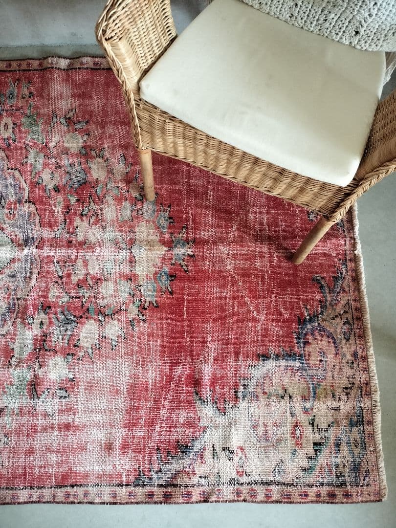 大判/シャビーな赤　ヴィンテージトルコラグ　No.666