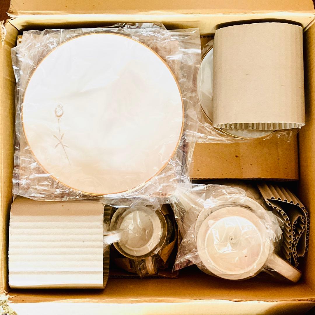 ノリタケ アイボリーチャイナ NORA 白薔薇　金彩　ティーセット 6人分