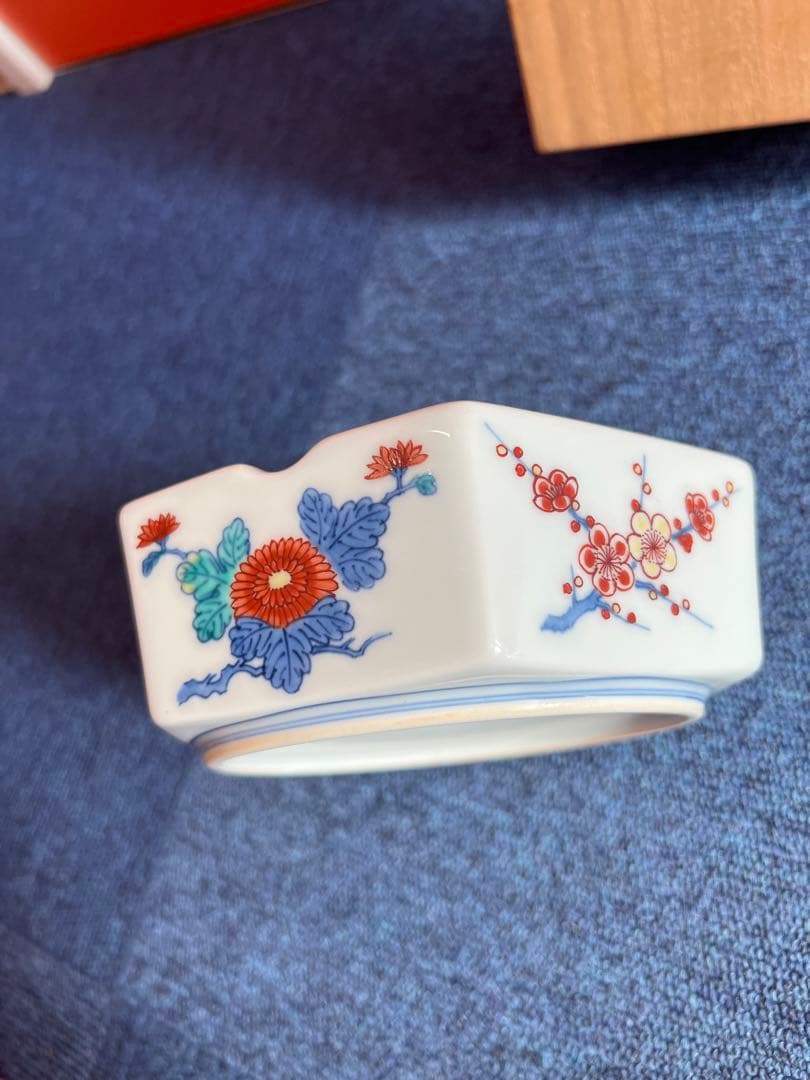 1479 今右衞門　錦花絵　灰皿　未使用