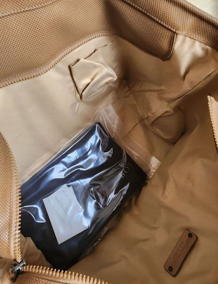 とても綺麗　ボッテガヴェネタ　トートバッグ　マルコポーロ ビジネスバッグ