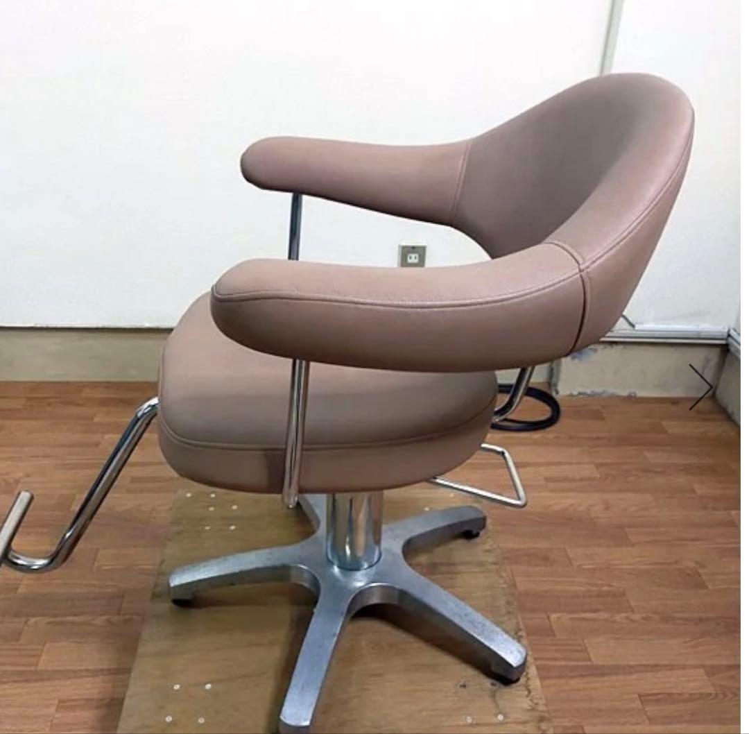 オオヒロ 『FINEライトブラウン』 美容室スタイリングチェア大広製作所