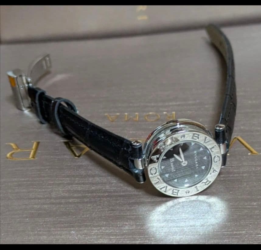 年末驚愕赤字割 /ブルガリ ビー・ゼロワン レディース時計 ジュエリー洗浄セット