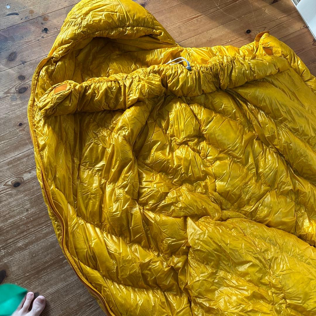 モンベル アルパインDown Hugger 800 #2 寝袋 イエロー