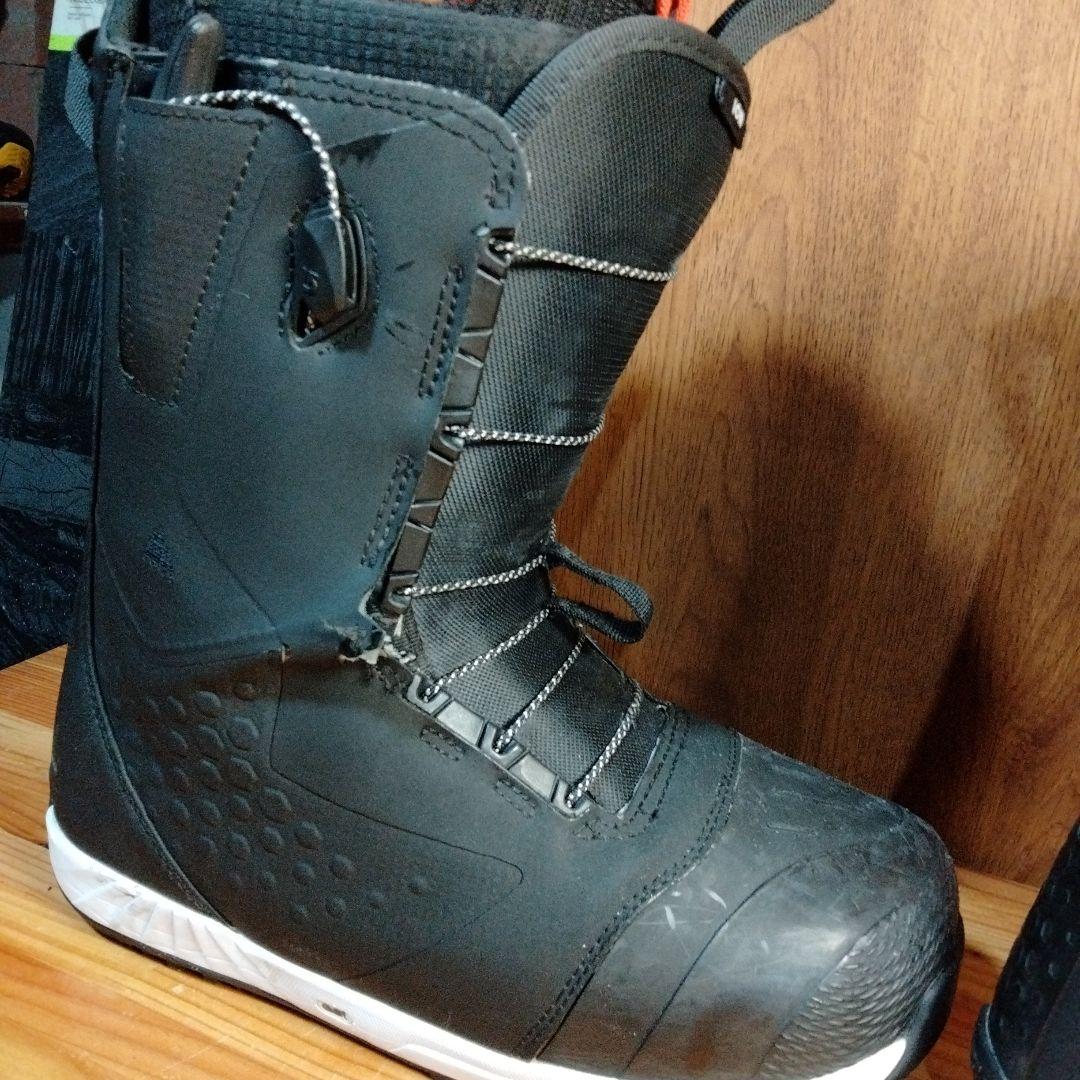 美品　BURTON　バートン 　スノーボードブーツ　 26068