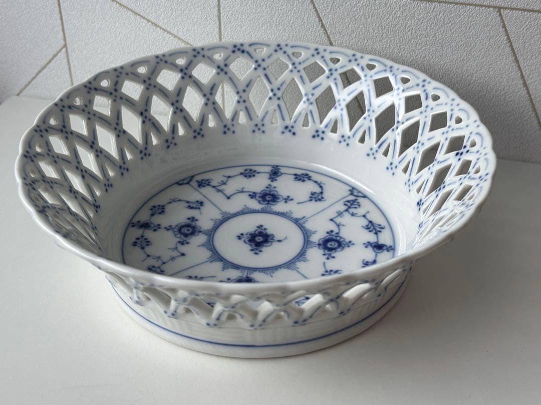 ロイヤルコペンハーゲン ボウル　ブルーフルーテッド フルレース