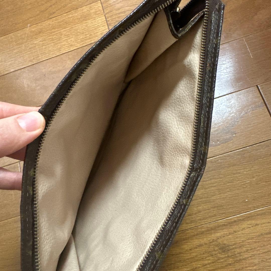 ルイヴィトン　モノグラムポーチ