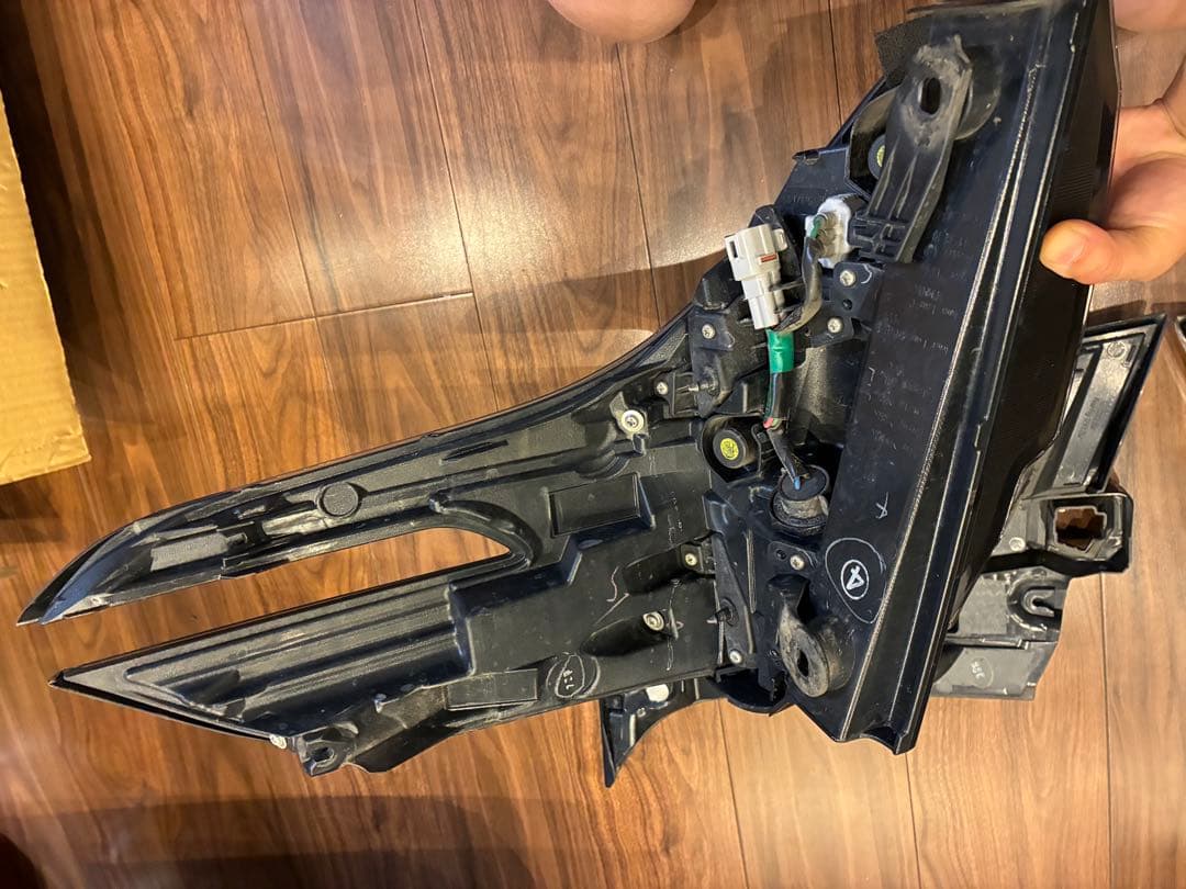 最終価格　30ヴェルファイア テールランプ