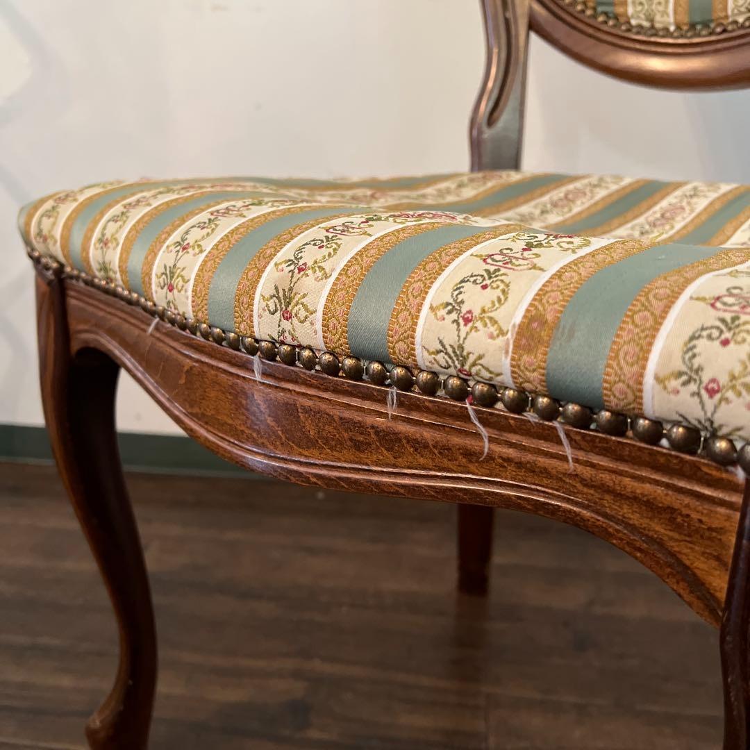 k011 クラシカルなダイニングチェア グリーン系 スタイリッシュなストライプ