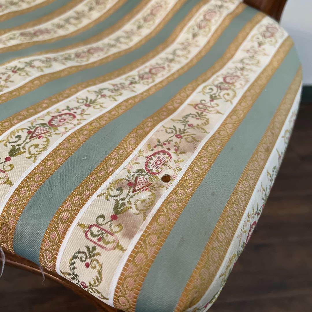 k011 クラシカルなダイニングチェア グリーン系 スタイリッシュなストライプ