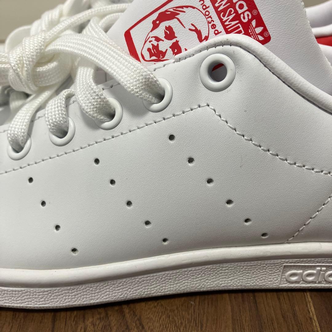 新品　アディダス　スタンスミス 23センチ