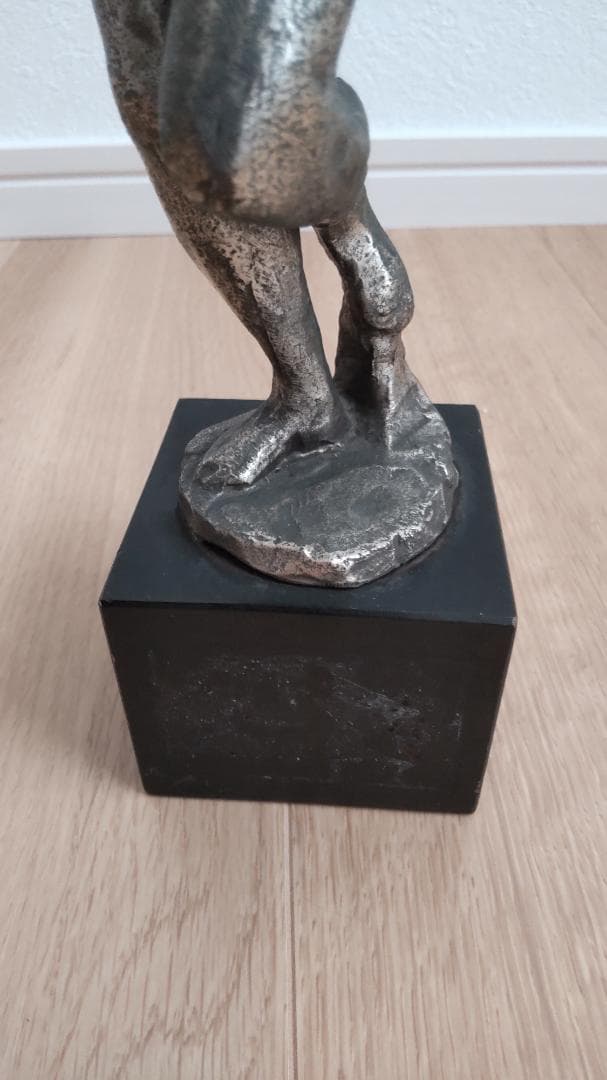 ブロンズ裸婦像 裸身（杉本エマ）　原作 中村正也