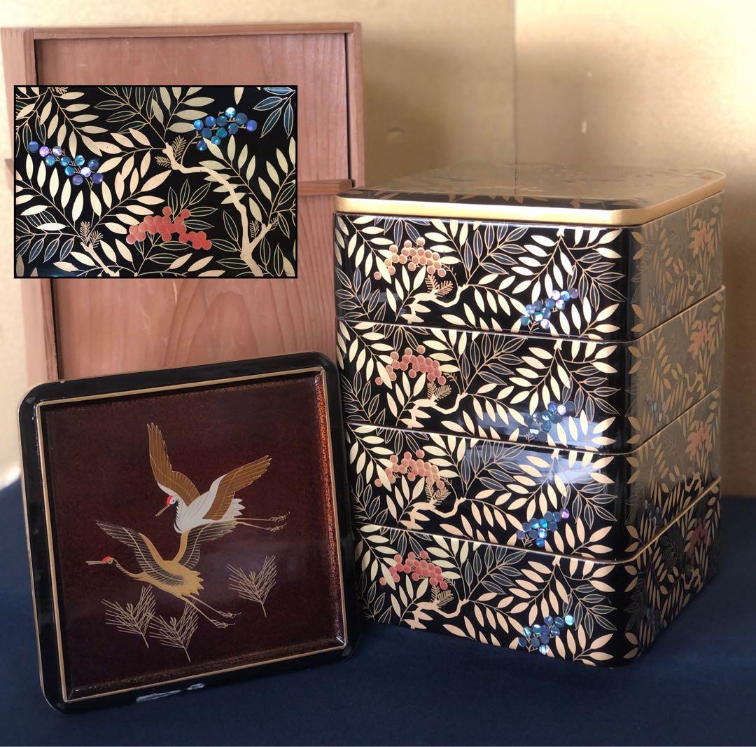 《R》黒内梨地 総蒔絵 螺鈿 南天 鶴若松 四段重 替蓋 260121き6