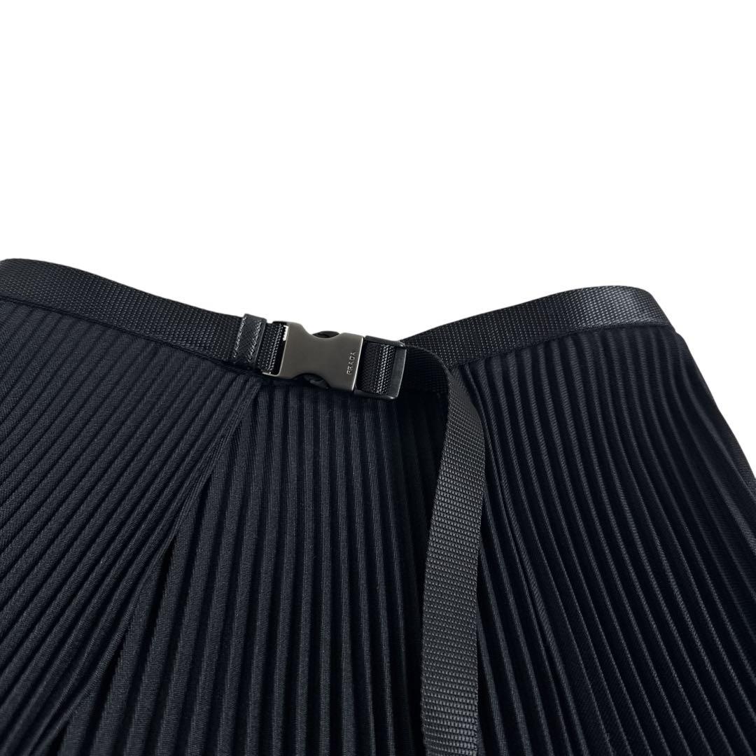 PRADA プラダ 2020 プリーツスカート サフィアーノ ガチャベルト