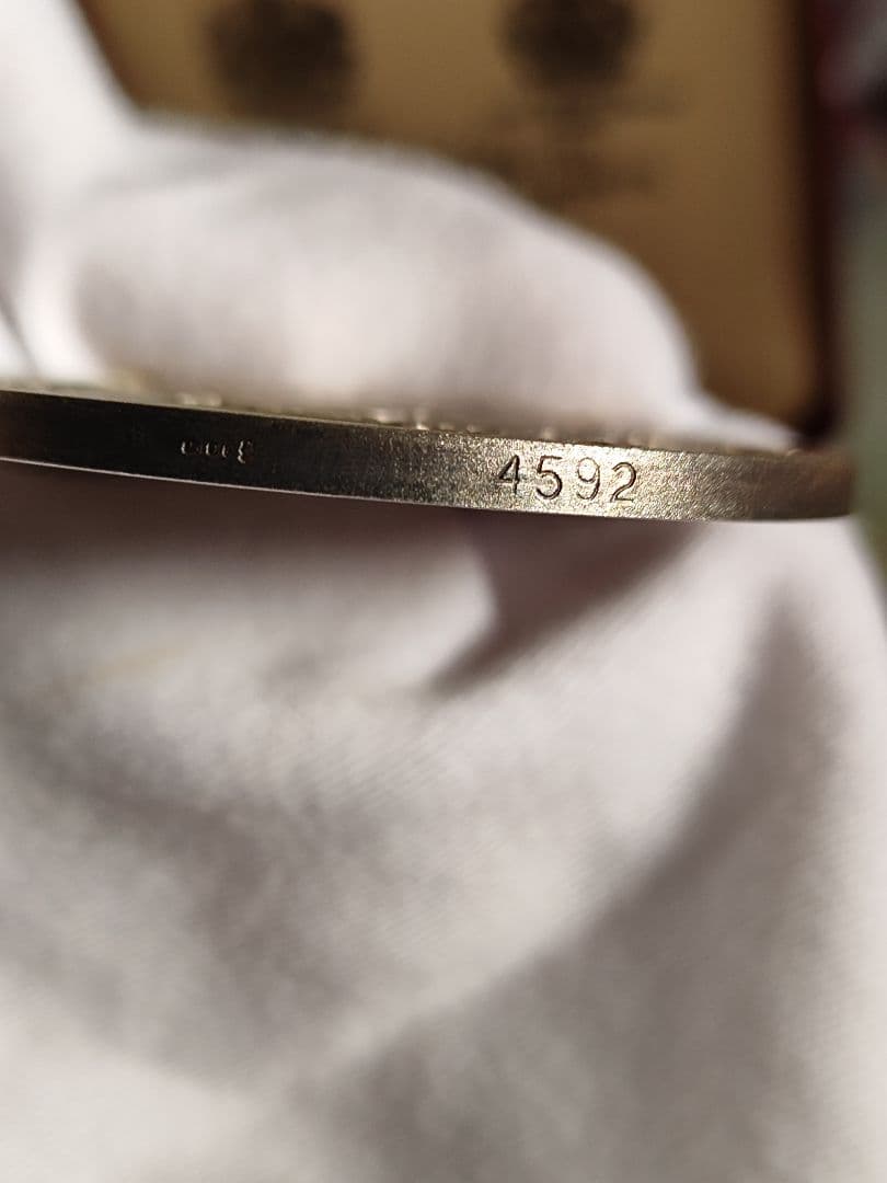 希少シルバー1977 イギリス エリザベス ジュビリー 大型 銀 メダル