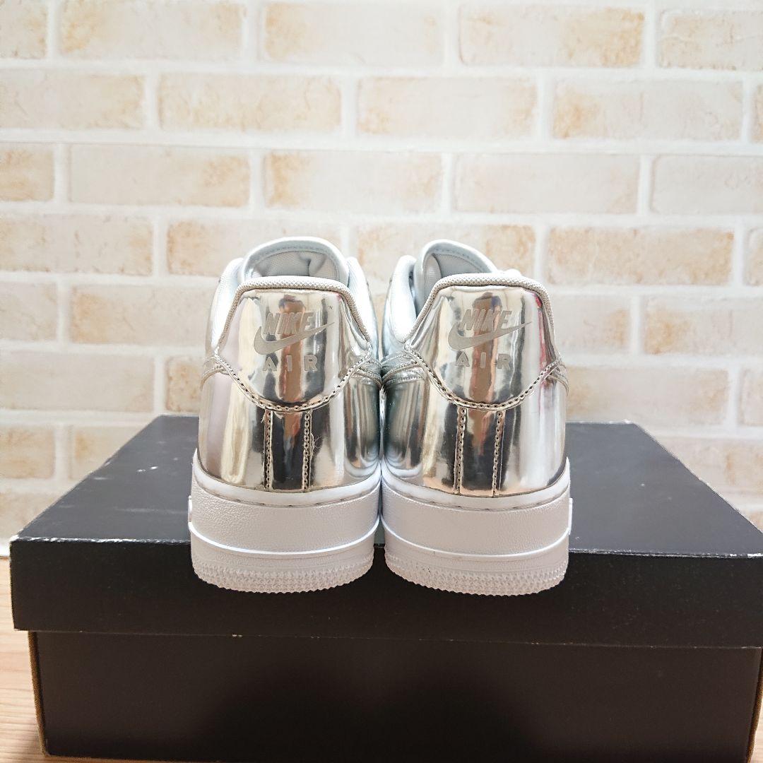 NIKE AIR FORCE 1 ナイキ エアフォース1 メタリック シルバー