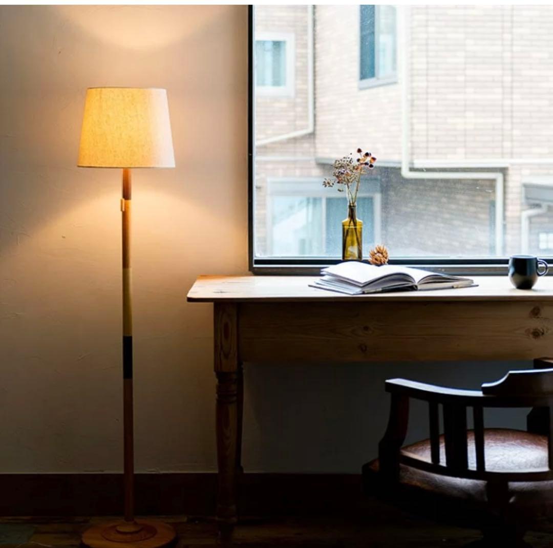 フェロ　フロアライト　木製フロアスタンド ナチュラル間接照明