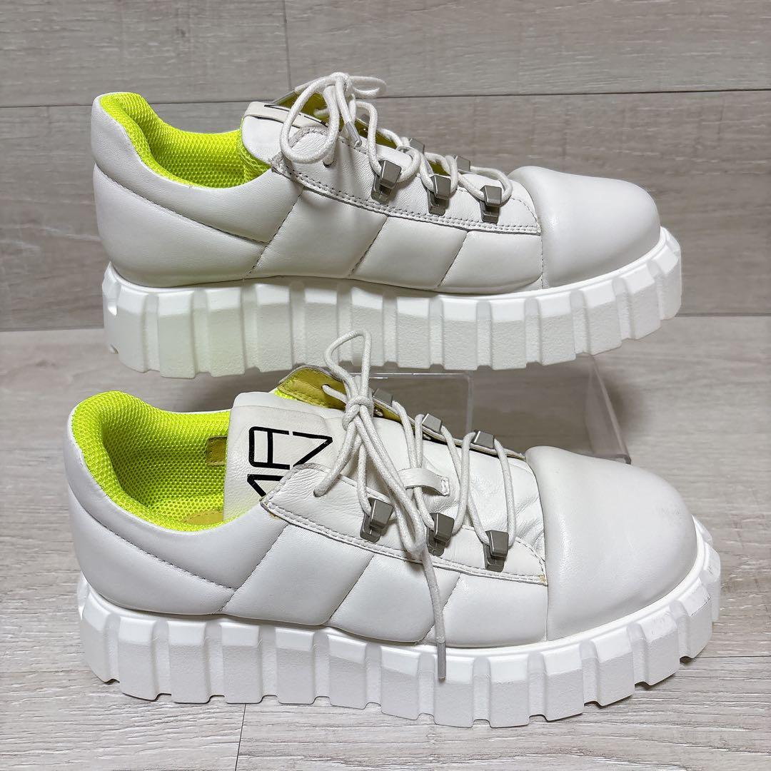 ⭐極美品⭐MANA マナ ロゴ パデット スニーカー 白 23㎝ 厚底