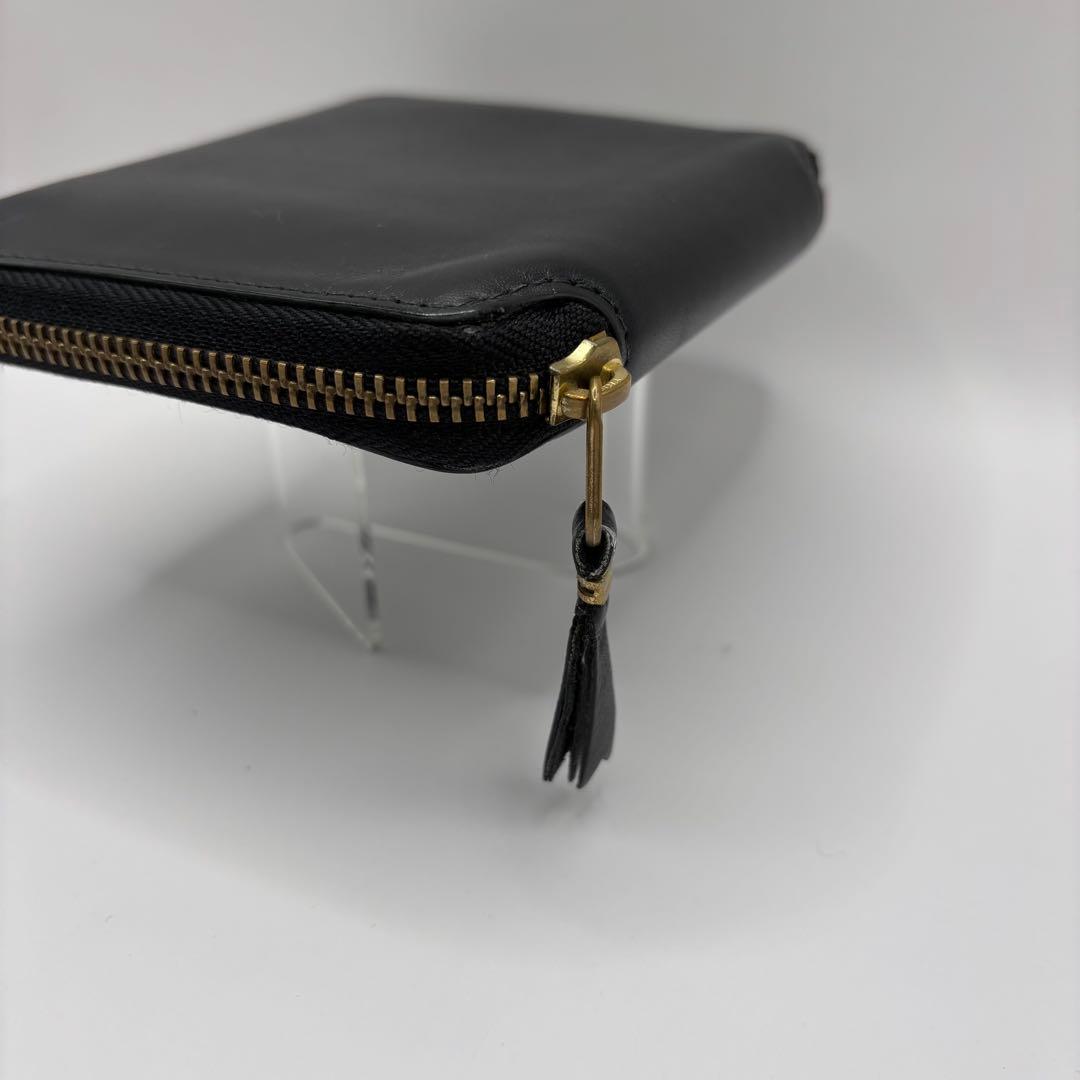 美品　comme des garcons 二つ折り財布　ブラック　ラウンドジップ