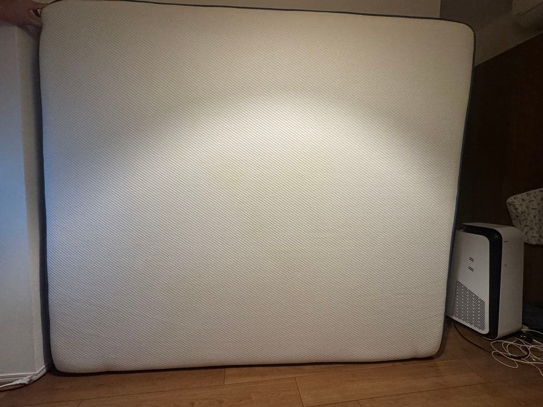 コアラマットレス クイーンサイズ※シミあり　ボックスシーツ2枚付き