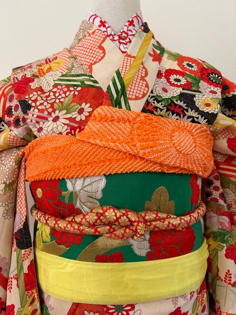 7歳　七五三　十三詣り　正絹着物　身丈152cm帯、帯揚げ、帯締め　しごき