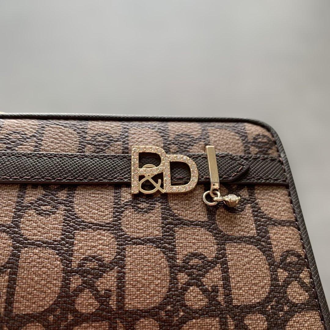 未使用級✨ピンキーアンドダイアンPINKY＆DIANNE 二つ折り財布