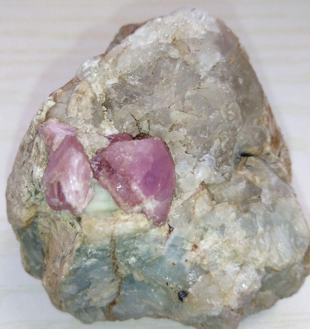 ミャンマー産 球状ルーベライト　トルマリン　希少宝石鉱物標本